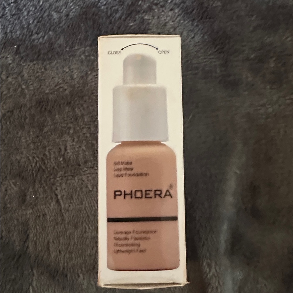 Soft Matte Liquid Foundation - Natural Beige